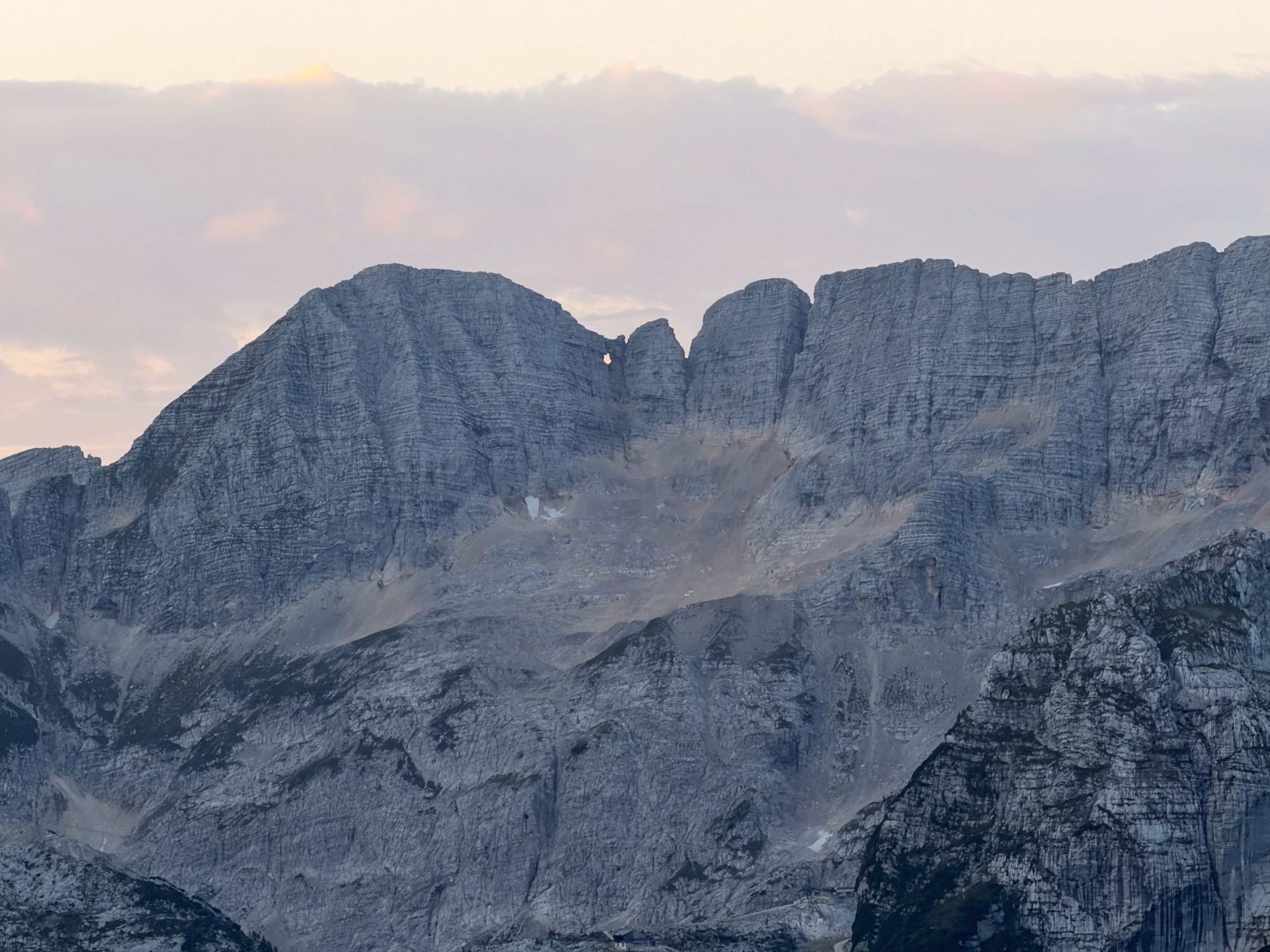 Montaž / Jôf di Montasio – fotografija s poti