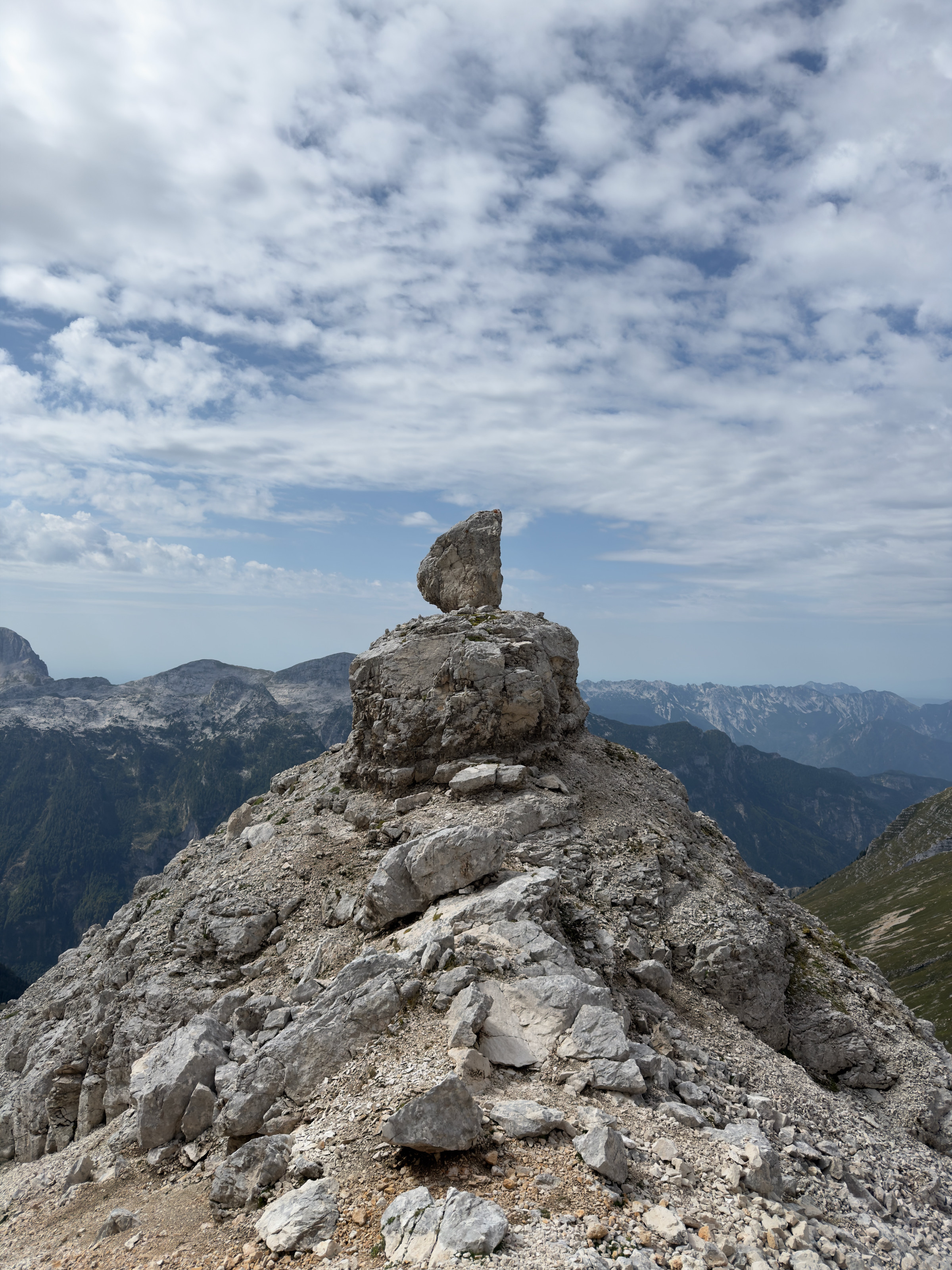 Montaž / Jôf di Montasio – fotografija s poti
