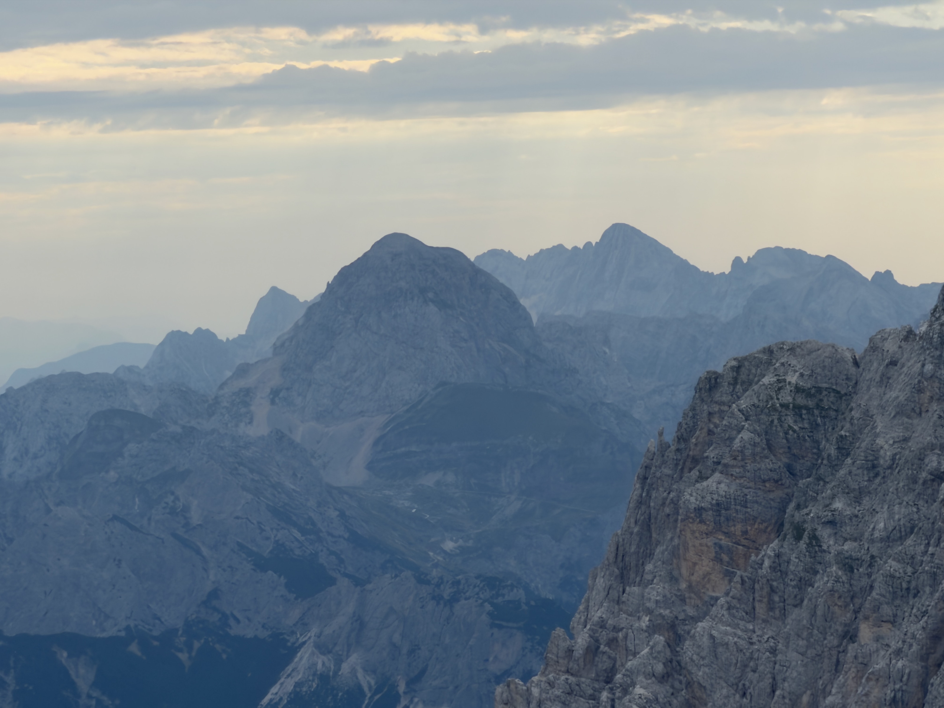 Montaž / Jôf di Montasio – fotografija s poti