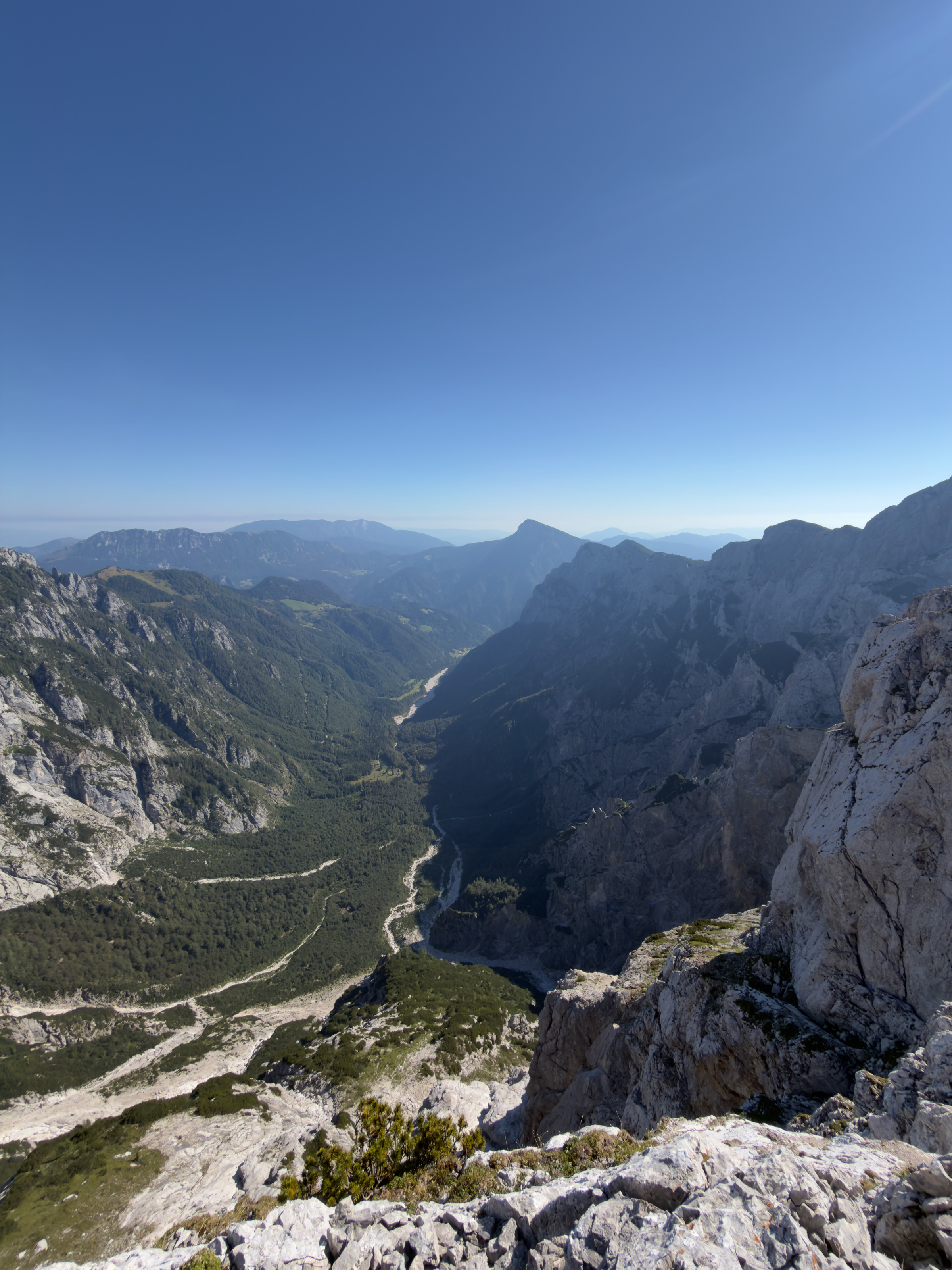 Ojstrica – fotografija s poti