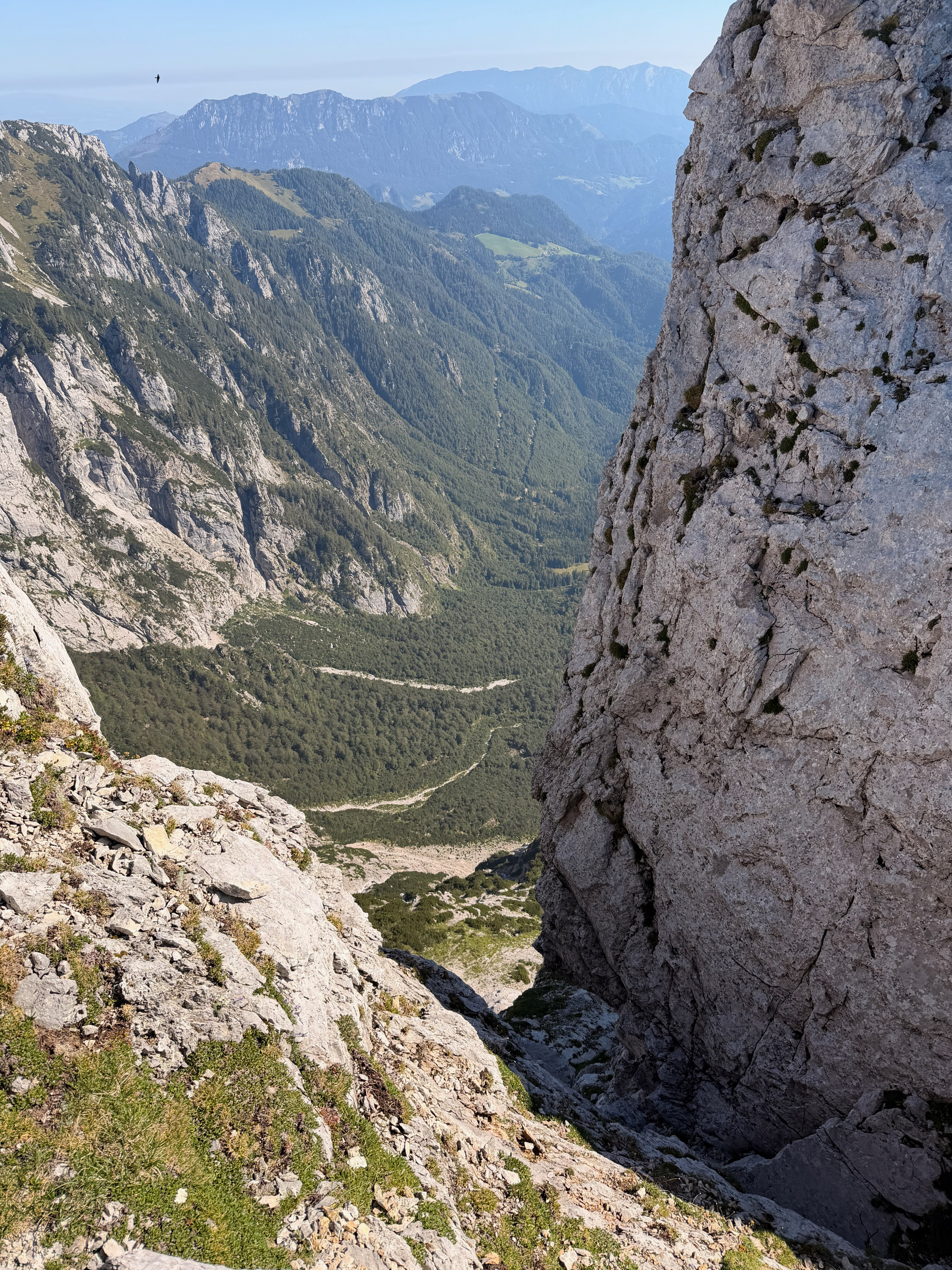 Ojstrica – fotografija s poti